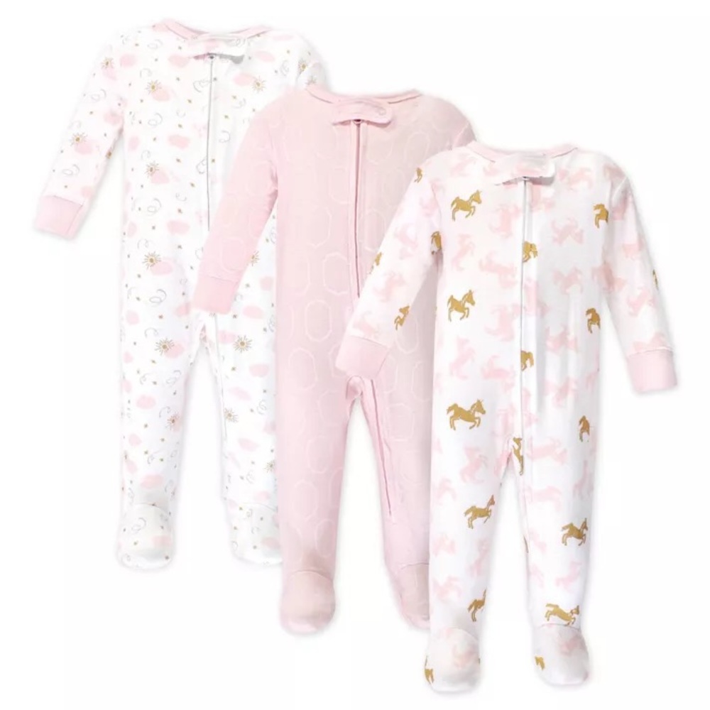 NWT! Yoga Sprouts Sleep & Play Three Pack of Footies